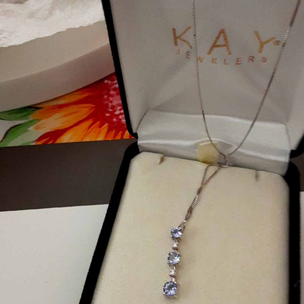 Womens three stone necklace